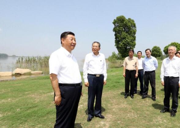 習(xí)近平在安徽考察時強調(diào) 堅持改革開放堅持高質(zhì)量發(fā)展 在加快建設(shè)美好安徽上取得新的更大進展