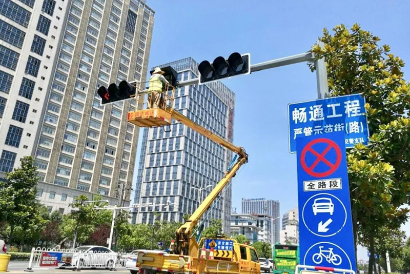 國達(dá)城建科技努力配合交管部門做好智慧交通工作共創(chuàng)美好六安